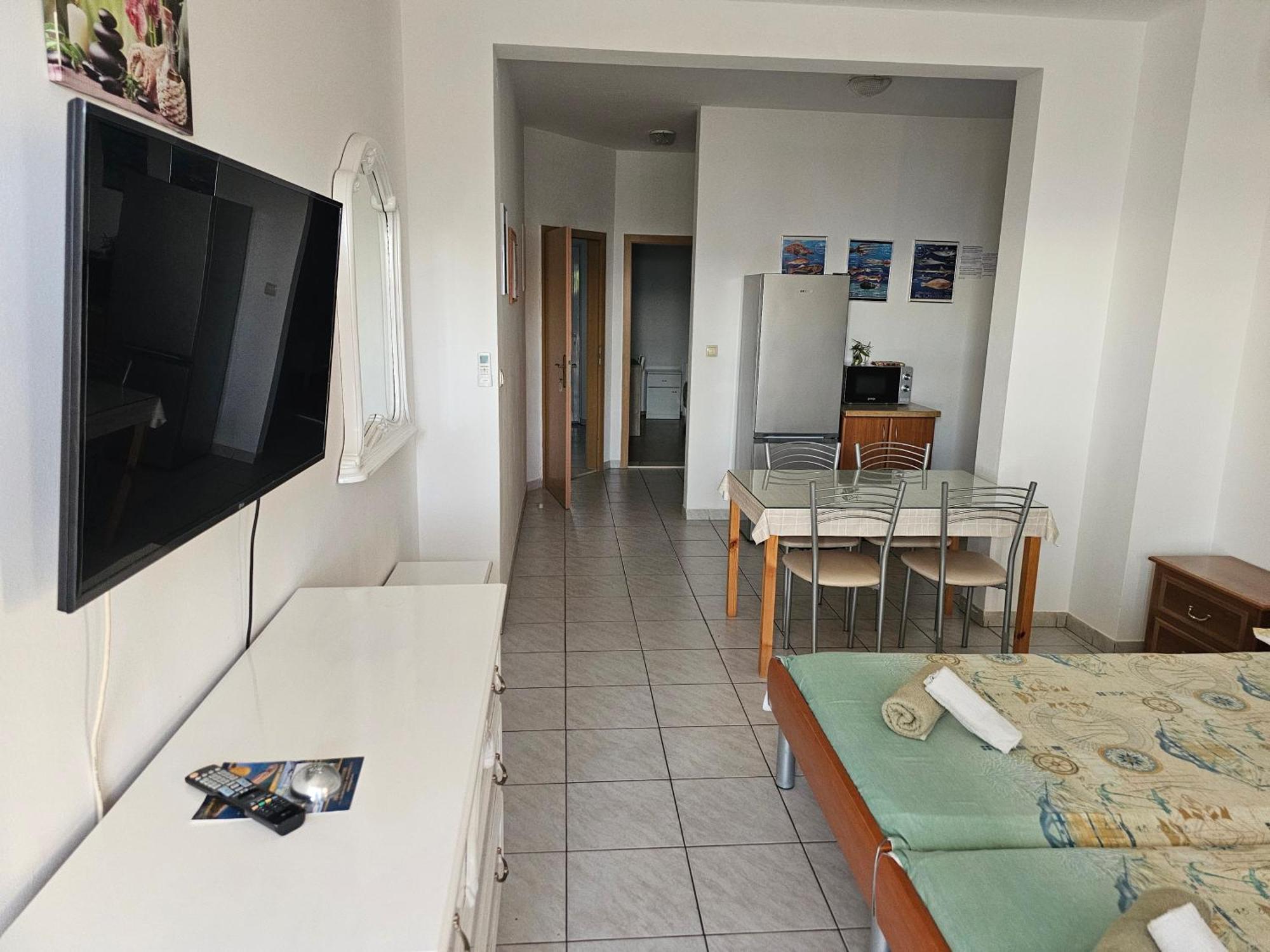 Apartments Zemunik Omis Exterior photo