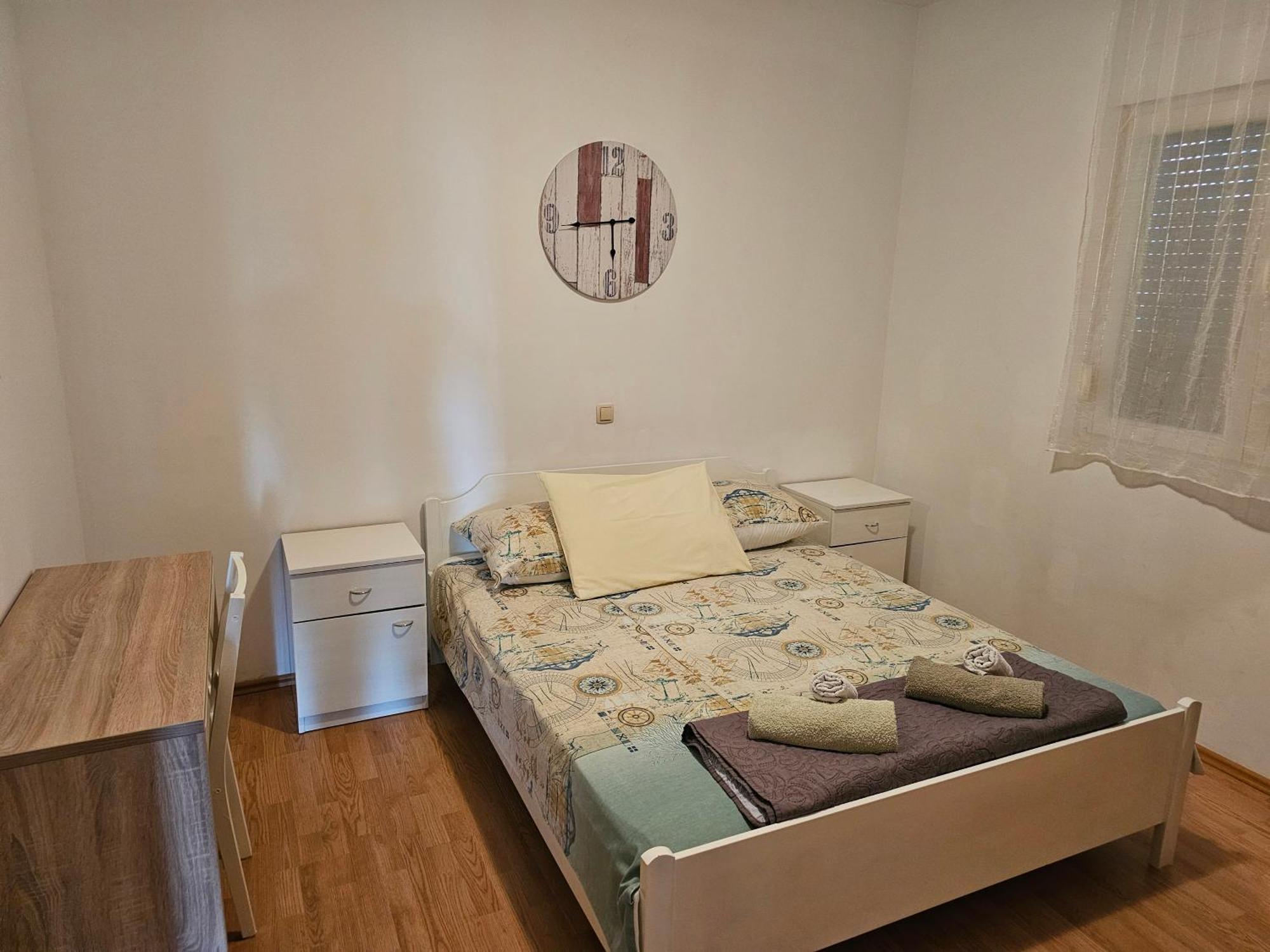 Apartments Zemunik Omis Exterior photo