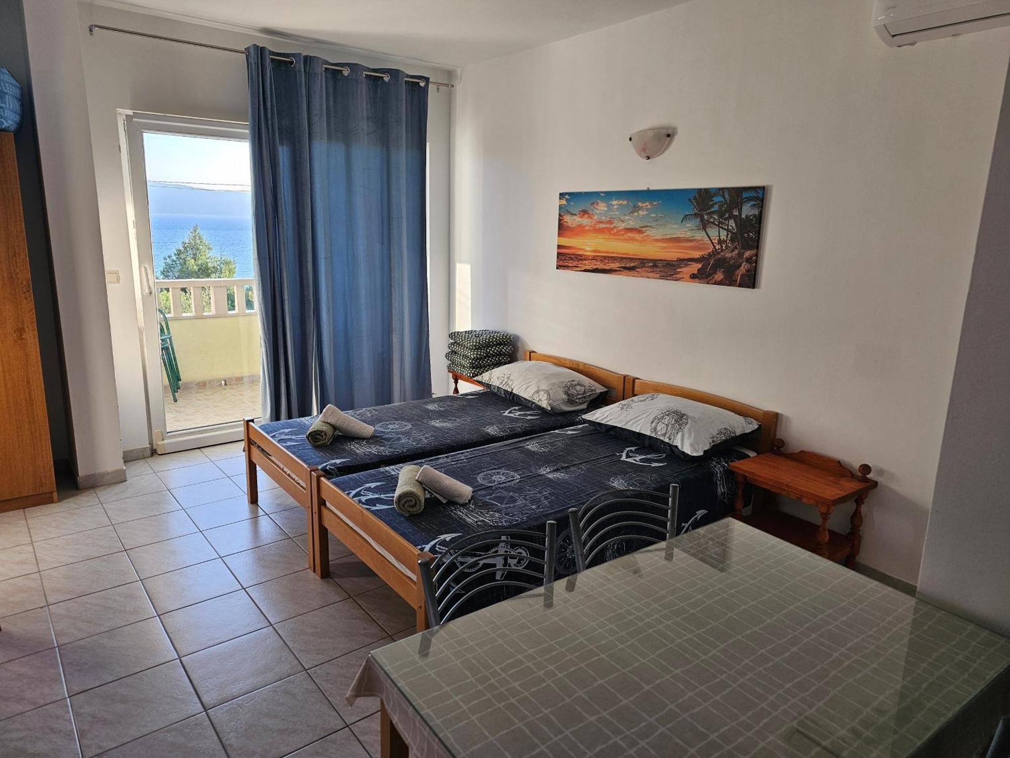 Apartments Zemunik Omis Exterior photo