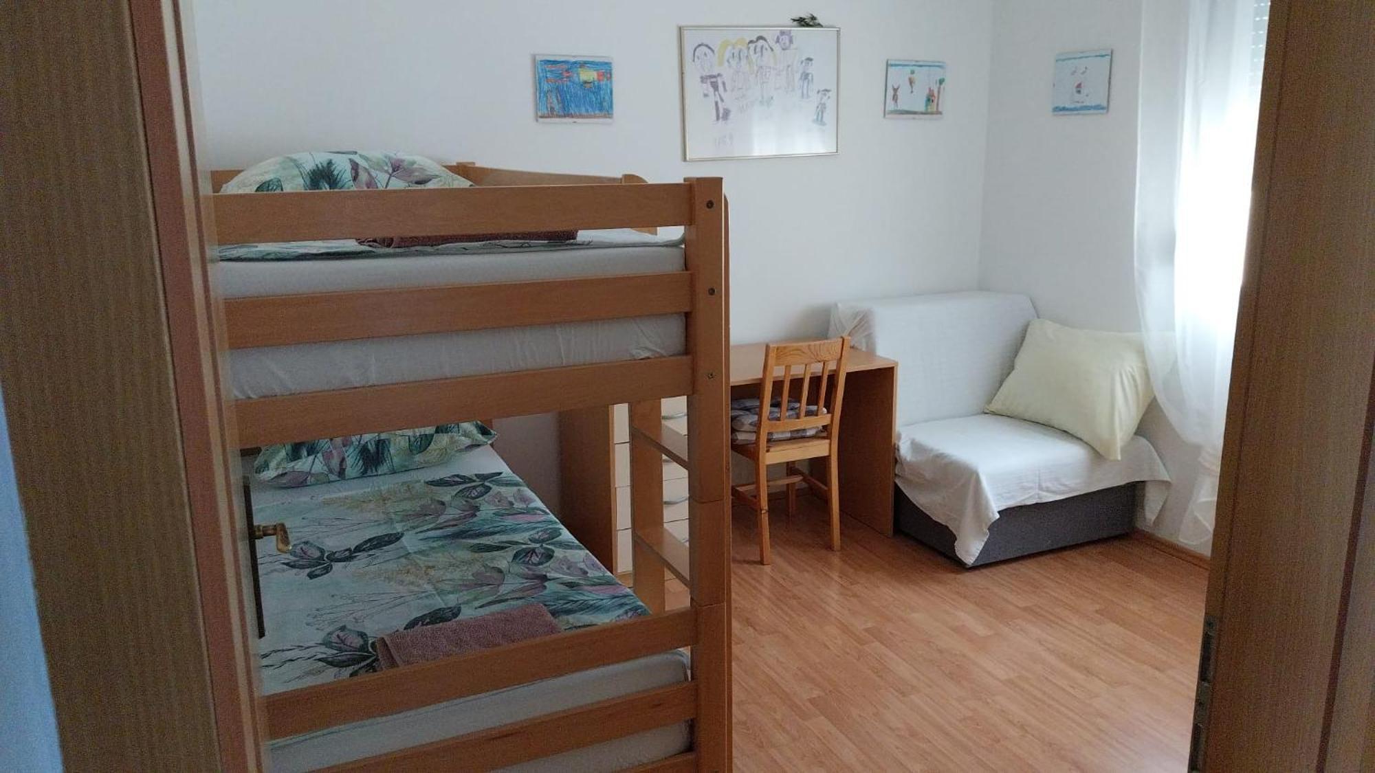 Apartments Zemunik Omis Exterior photo