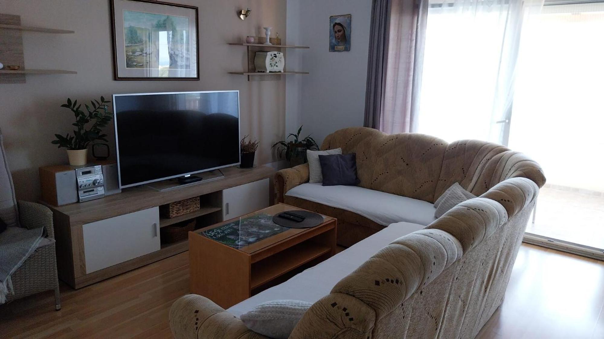 Apartments Zemunik Omis Exterior photo