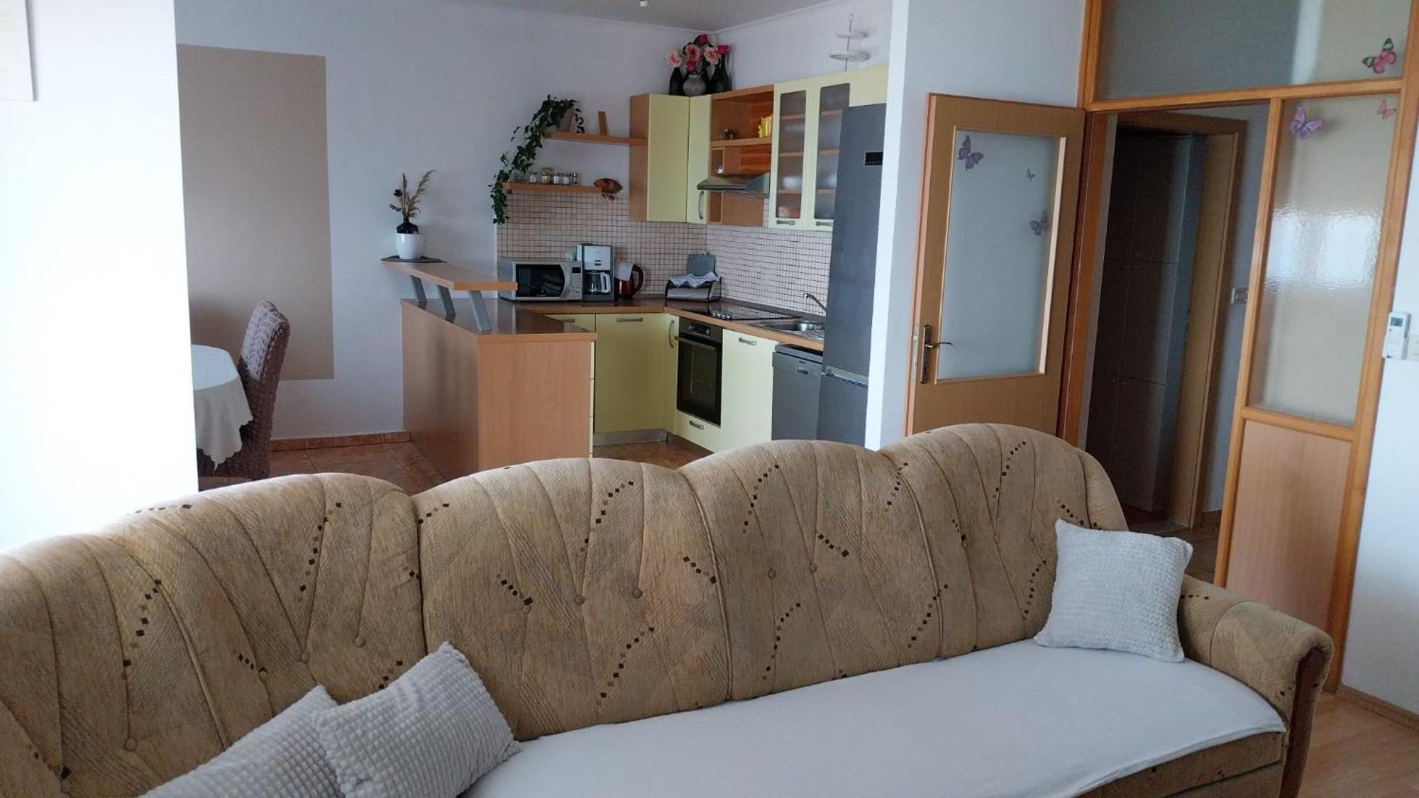 Apartments Zemunik Omis Exterior photo